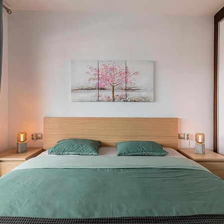 Go2Tenerife Apart'Madera Terrace, Swimming Pool & Parking Costa Adeje  Exterior foto